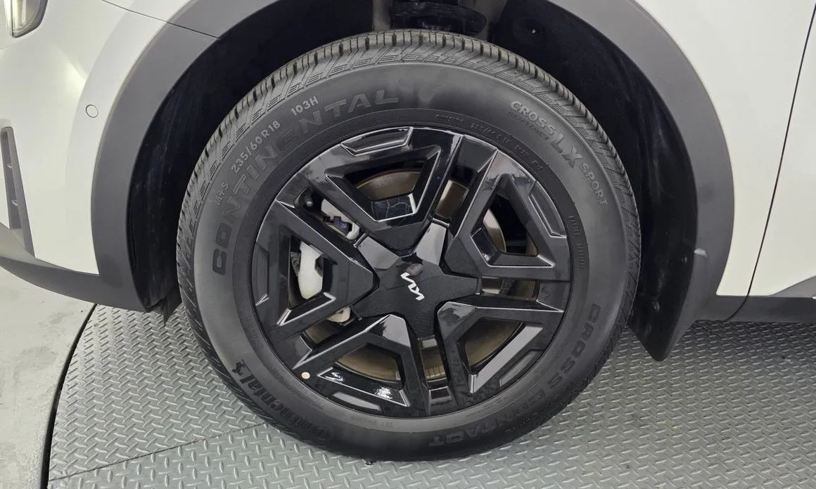 Kia Sorento — фото 9
