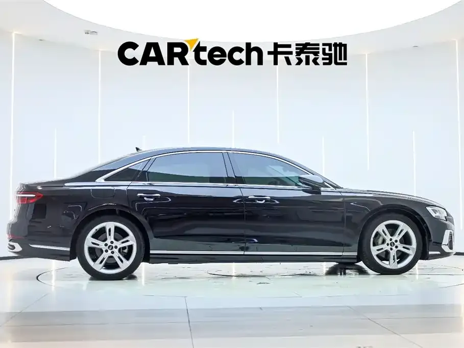 Audi A8 — фото 5