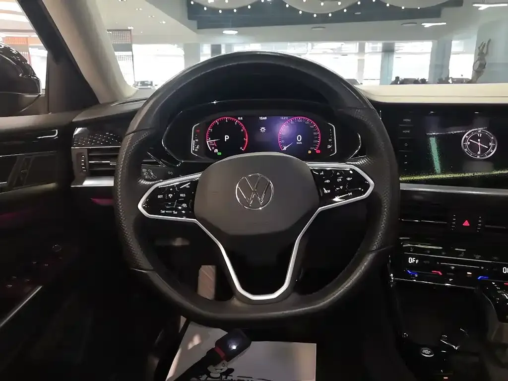 Volkswagen Passat — фото 6