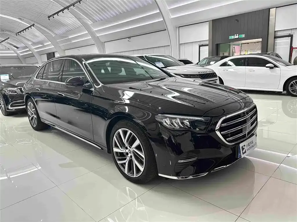 Mercedes-Benz E-Class — фото 10