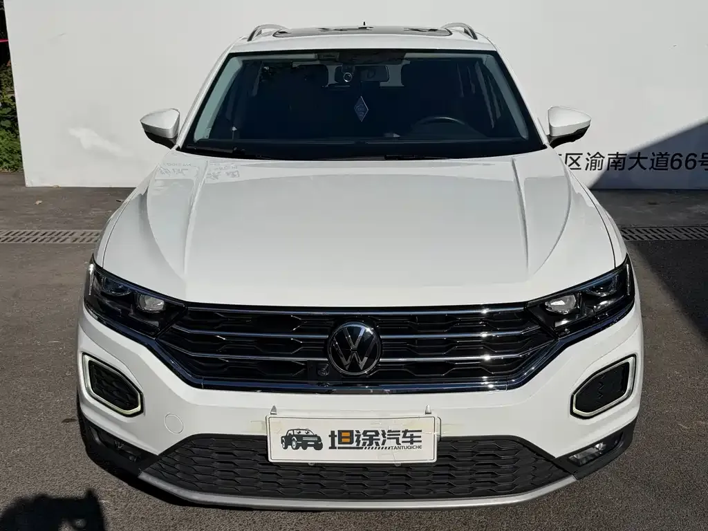 Volkswagen T-Roc — фото 5