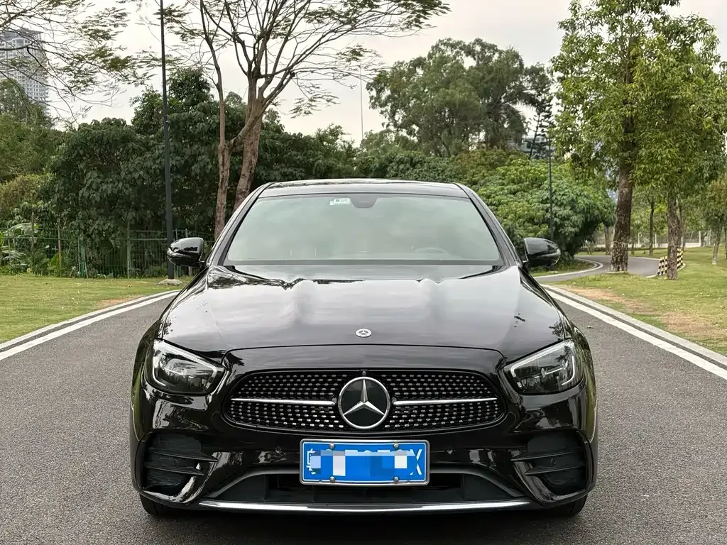 Mercedes-Benz E-Class — фото 6