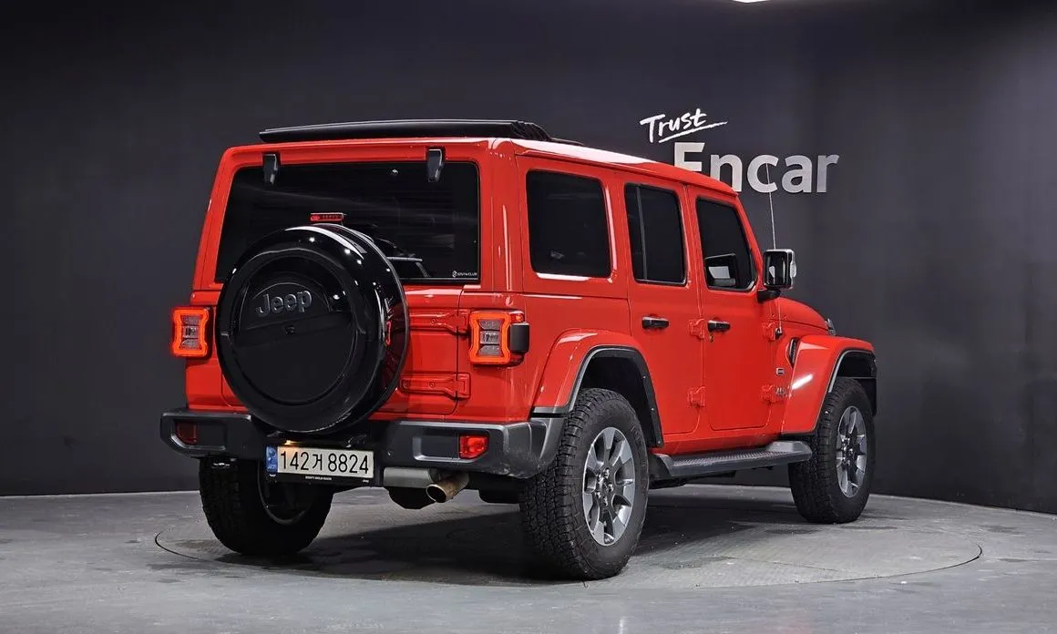 Jeep Wrangler — фото 6