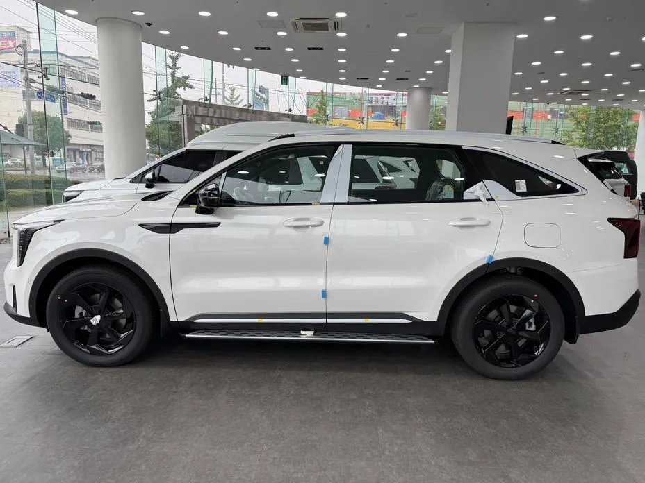 Kia Sorento — фото 3