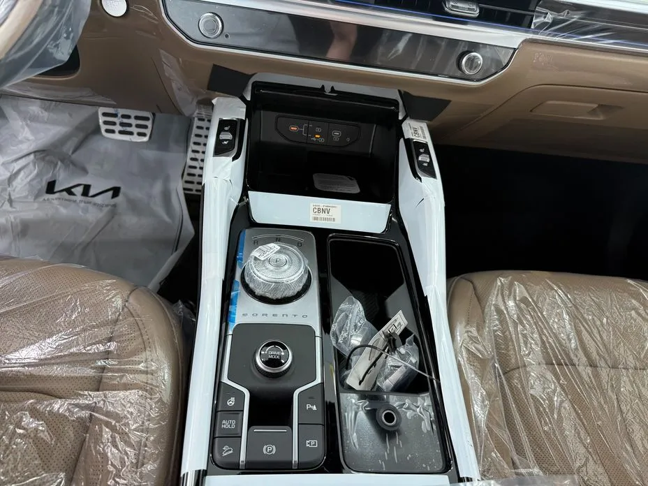 Kia Sorento — фото 10