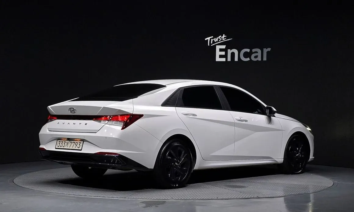 Hyundai AVANTE — фото 4