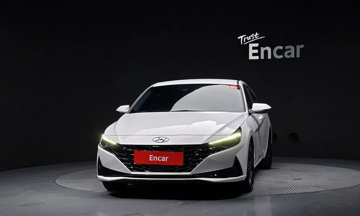 Hyundai AVANTE — фото 2