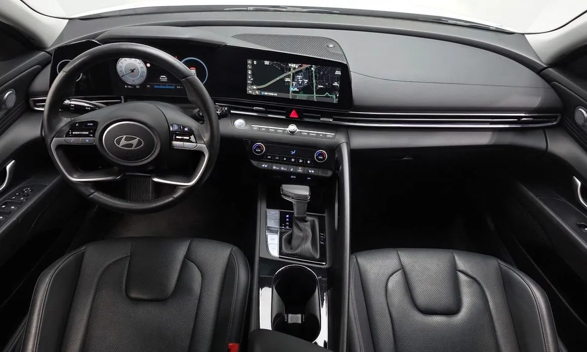Hyundai AVANTE — фото 6