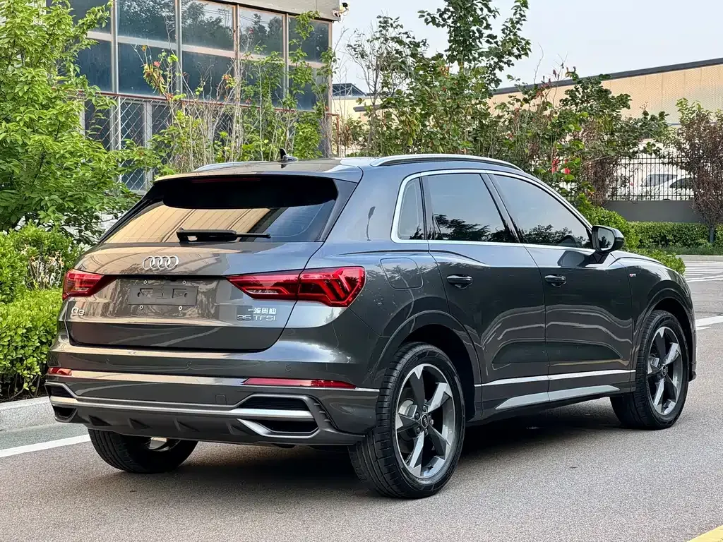 Audi Q3 — фото 4