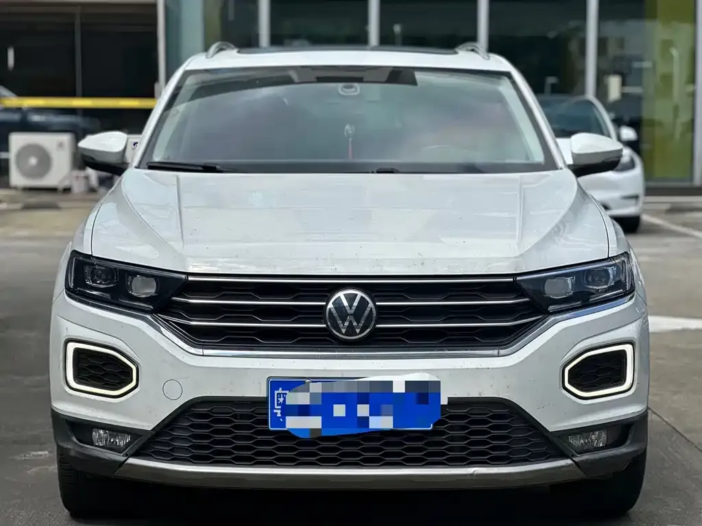 Volkswagen T-Roc — фото 3
