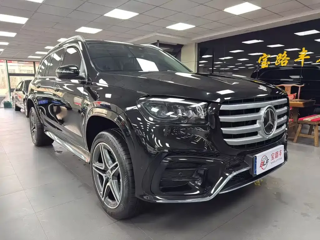 Mercedes-Benz GLS — фото 4