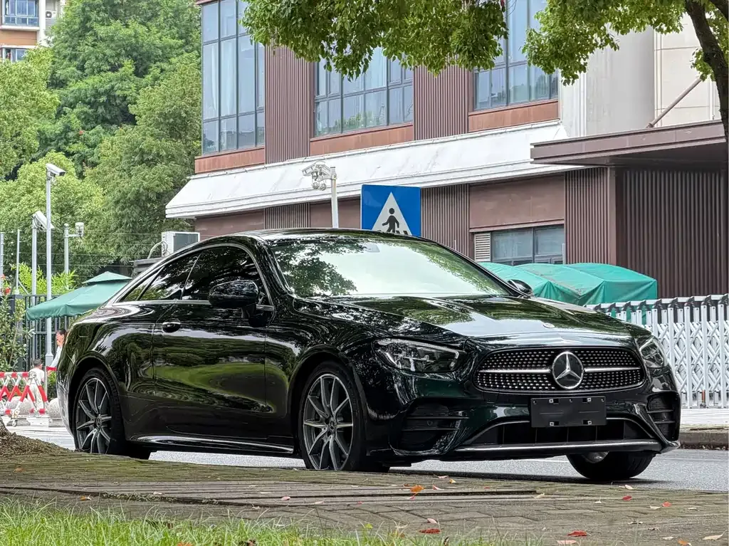 Mercedes-Benz E-Class (Import) — фото 7