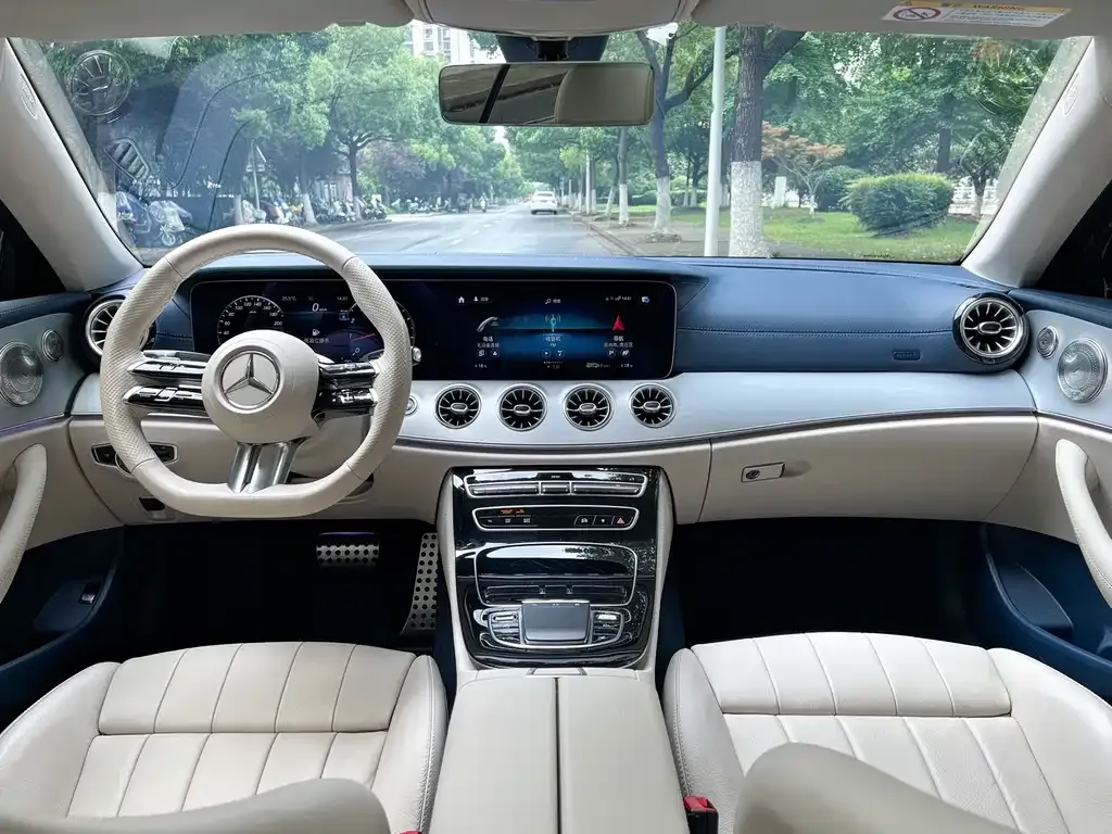 Mercedes-Benz E-Class (Import) — фото 4