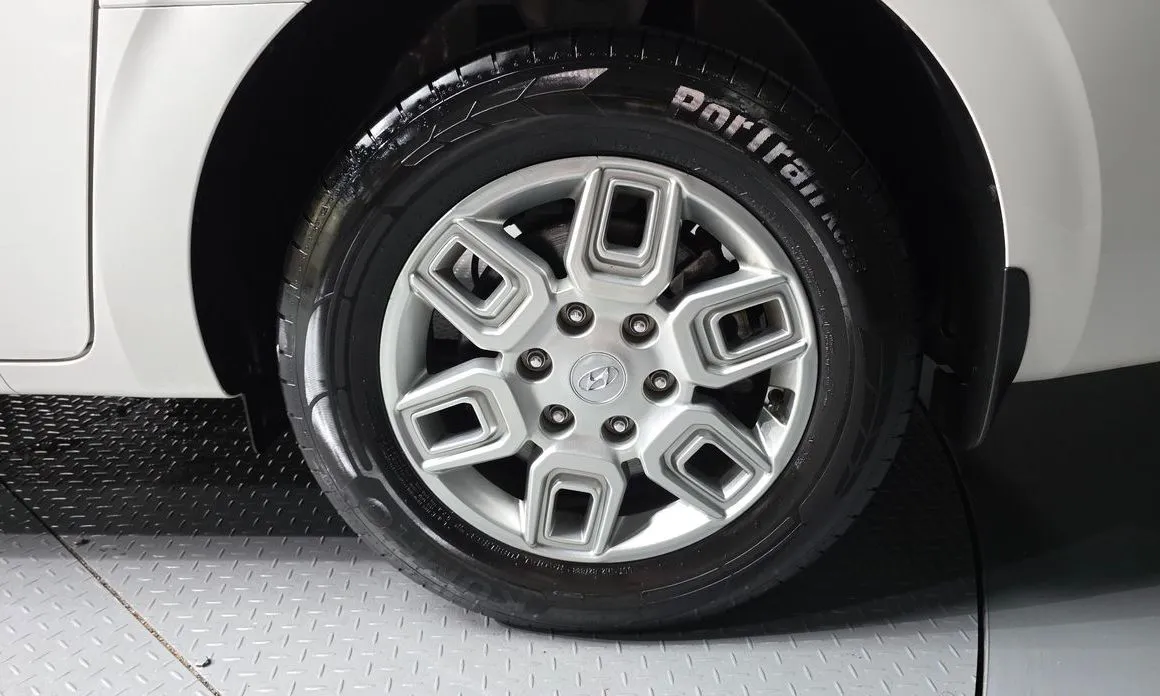 Hyundai Staria — фото 9