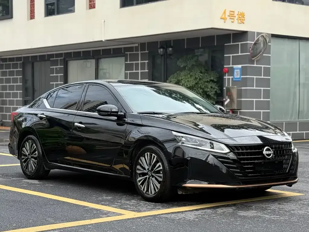 Nissan Teana — фото 4