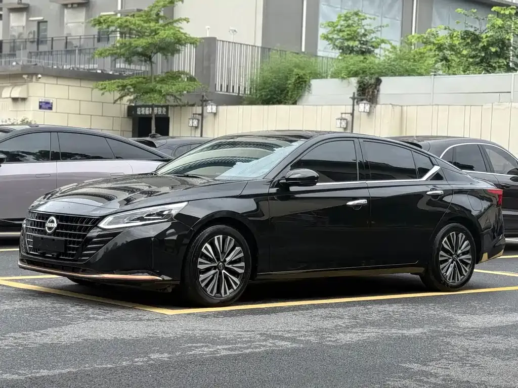Nissan Teana — фото 7