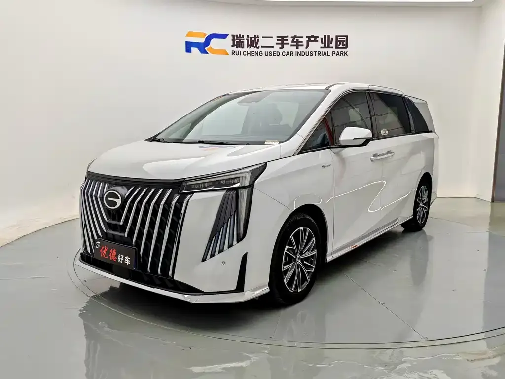 GAC Motor Trumpchi M8 — фото 1