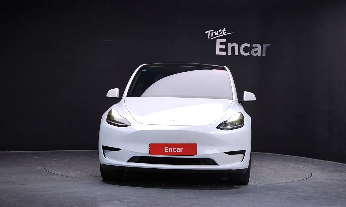 Tesla Model Y — фото 5