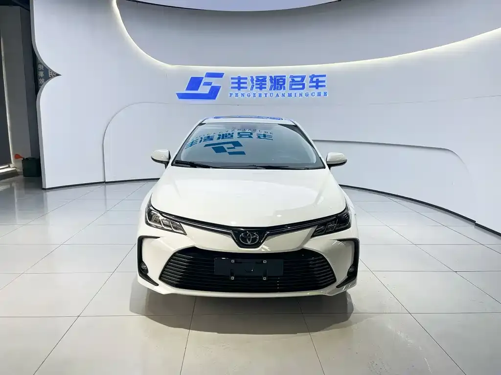 Toyota Corolla 2024 из CN, фото 4