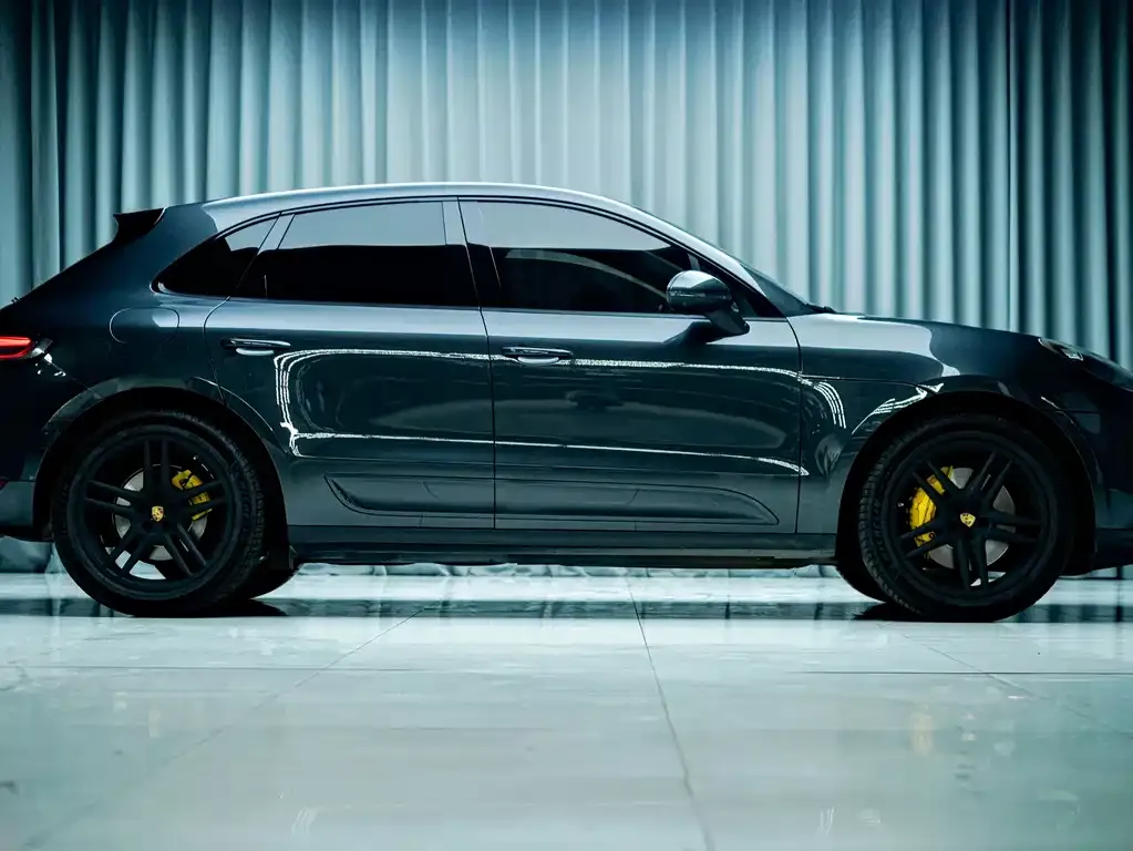 Porsche Macan — фото 6
