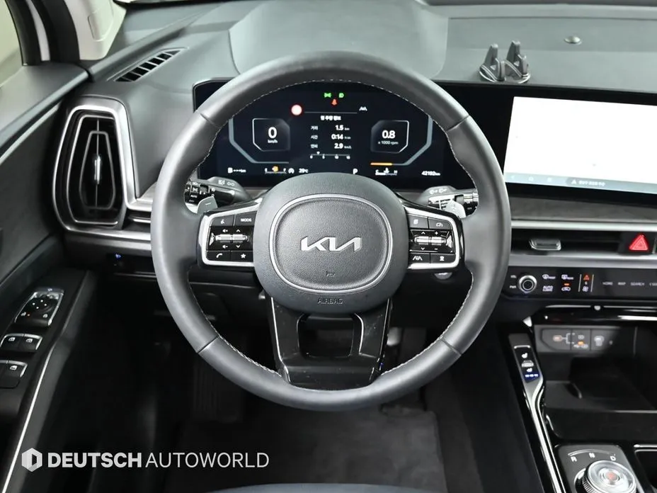 Kia Sorento — фото 10