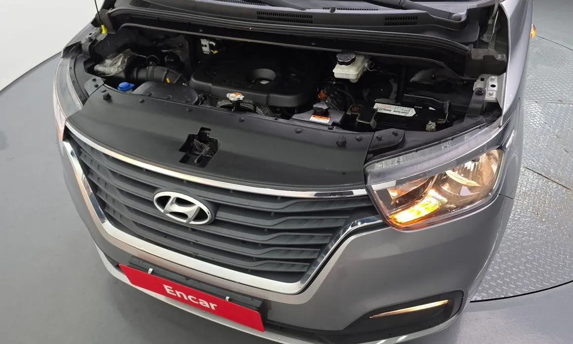 Hyundai Starex — фото 10
