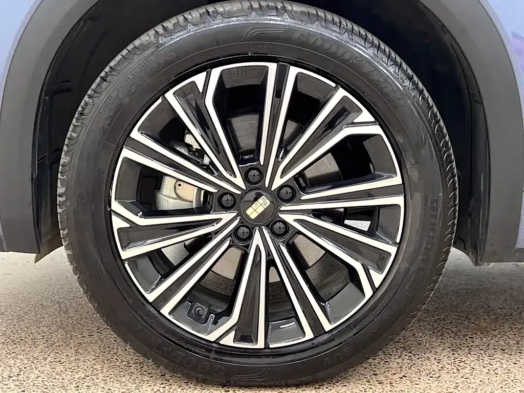 Geely Galaxy Xingjian 7 — фото 10