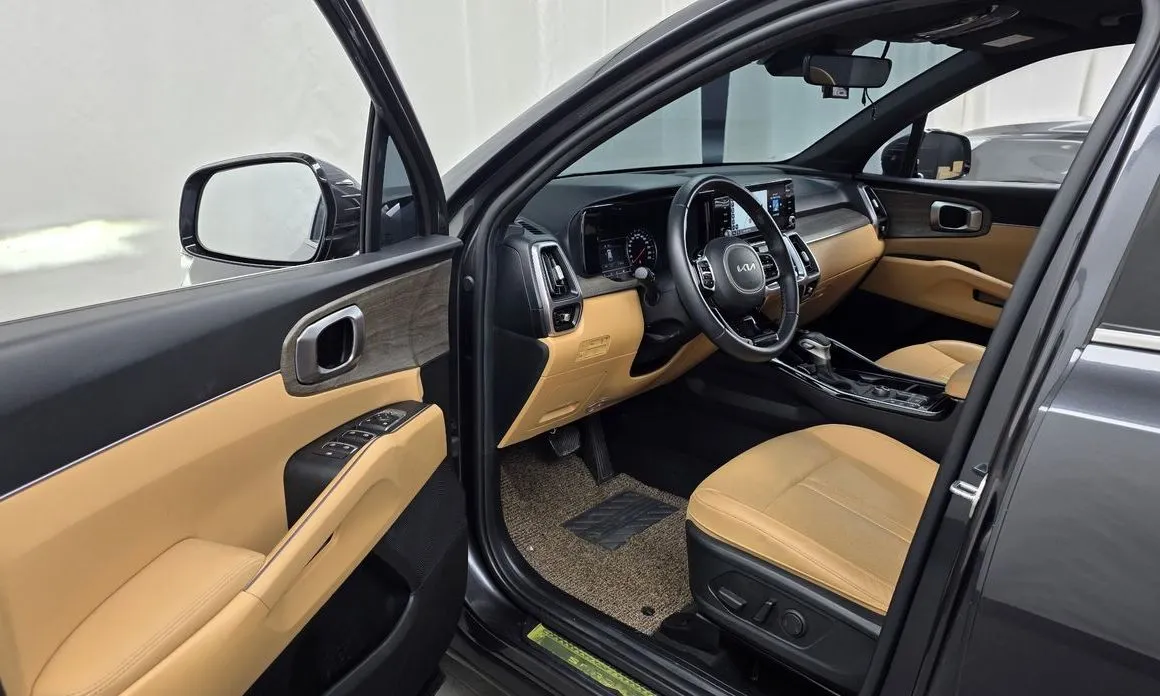 Kia Sorento — фото 5