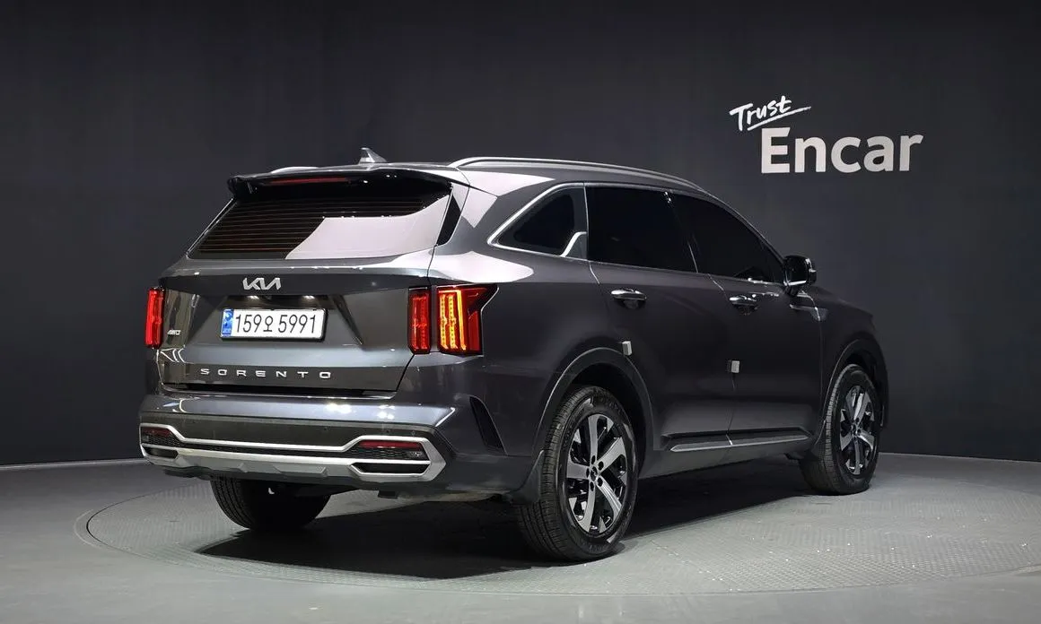 Kia Sorento — фото 6