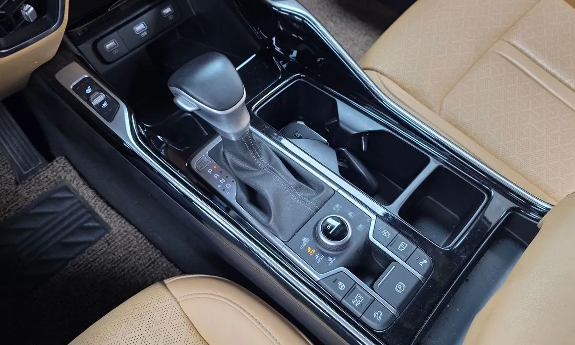 Kia Sorento — фото 10