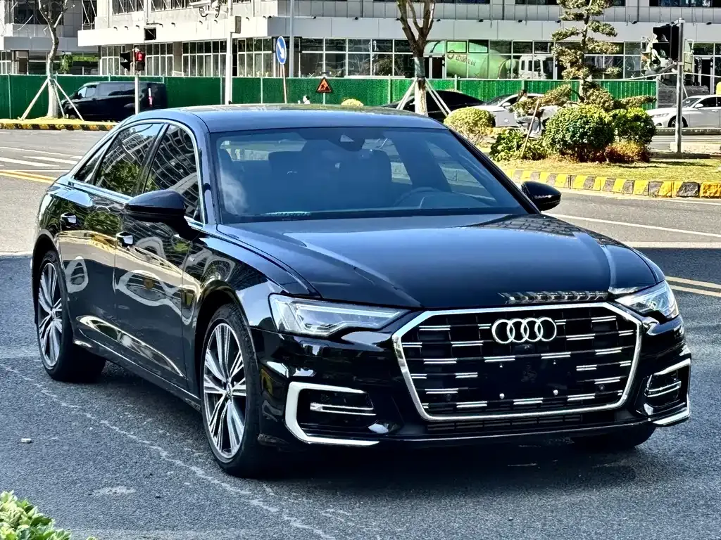 Audi A6L — фото 5