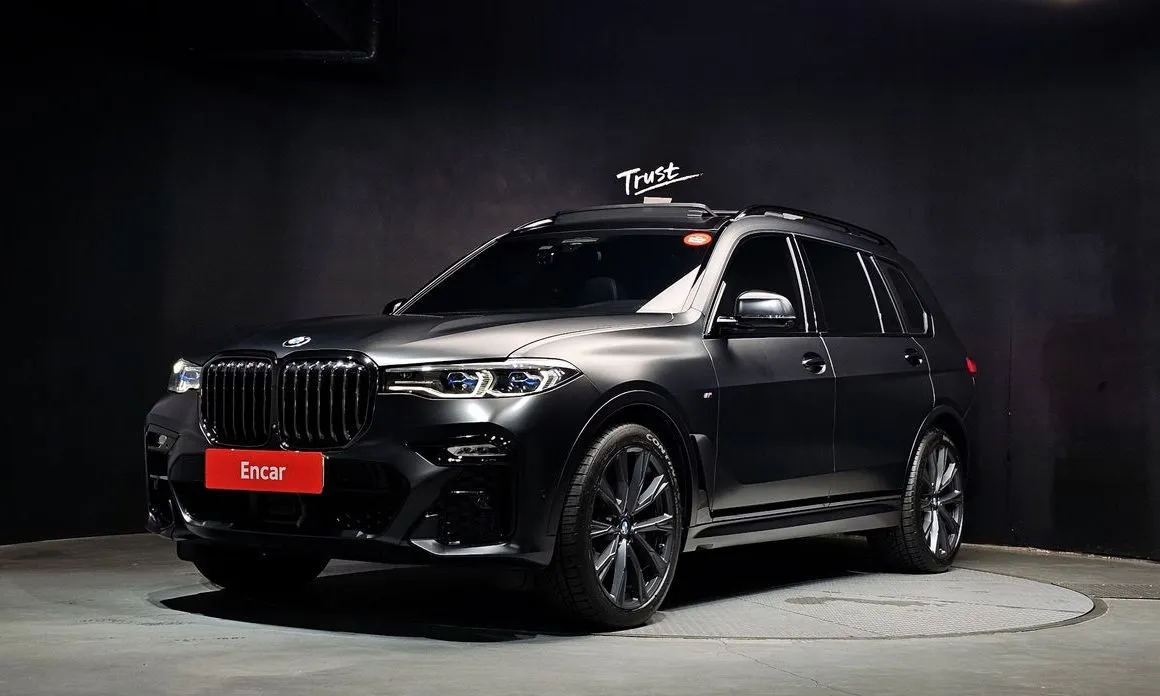 BMW X7 — фото 1