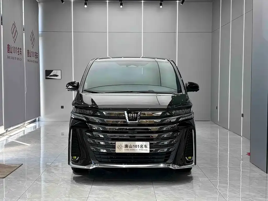 Toyota Vellfire — фото 7