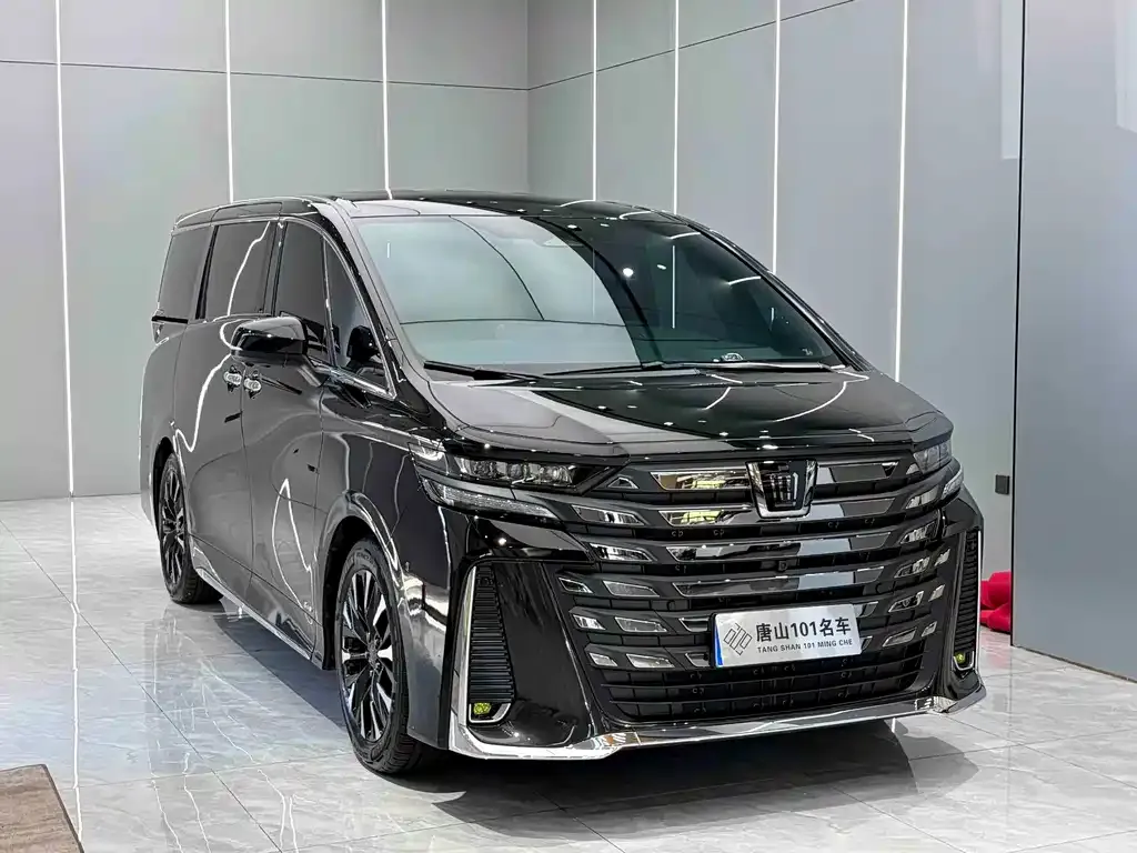 Toyota Vellfire — фото 3