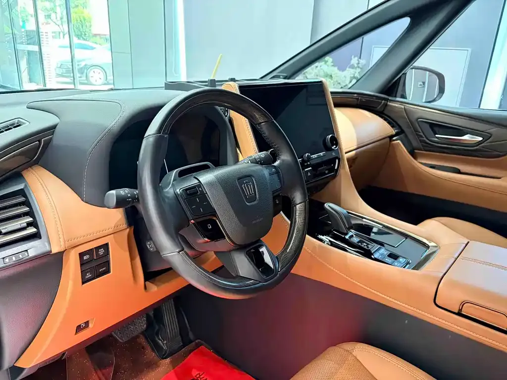 Toyota Vellfire — фото 2