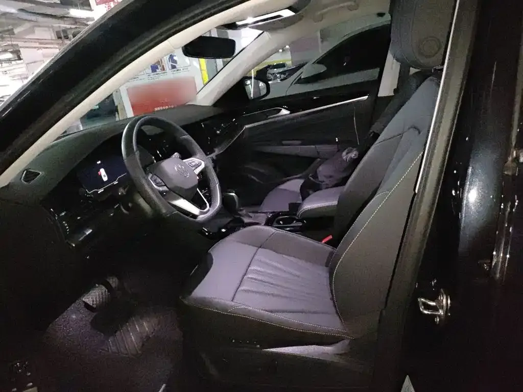 Volkswagen Passat — фото 4