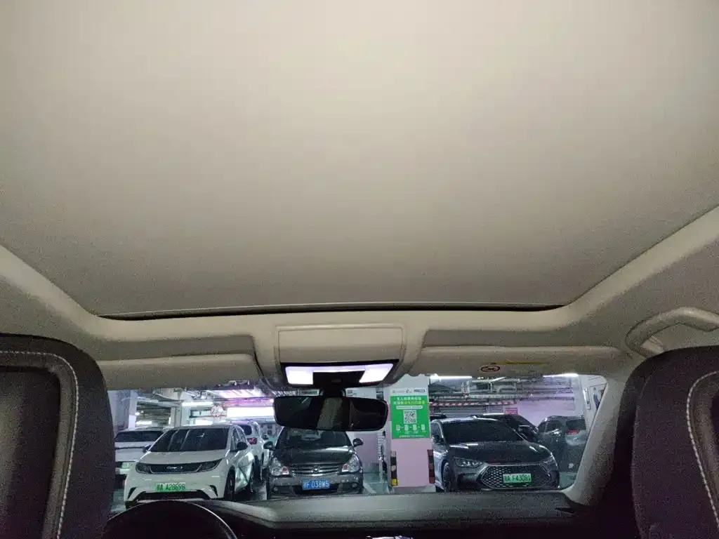 Volkswagen Passat — фото 6