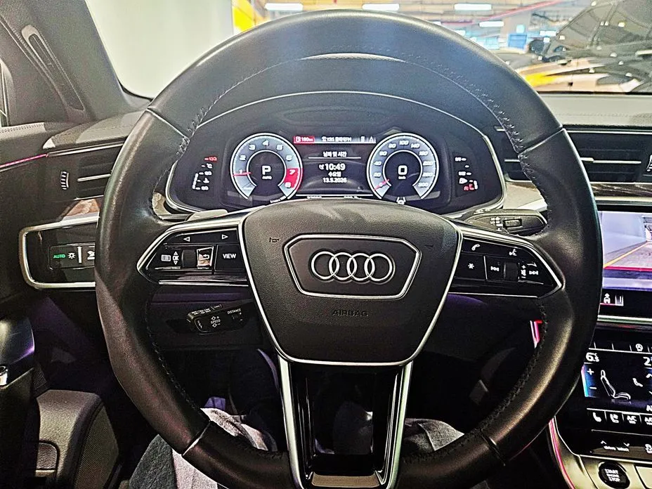 Audi A6 — фото 8