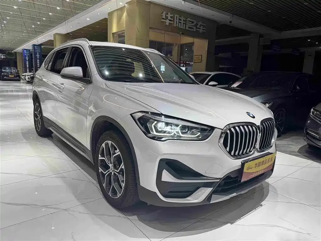 BMW X1 — фото 2