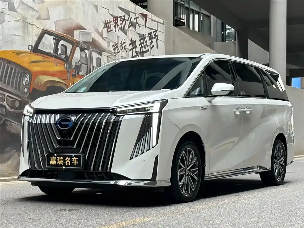 GAC Motor Trumpchi M8 — фото 1