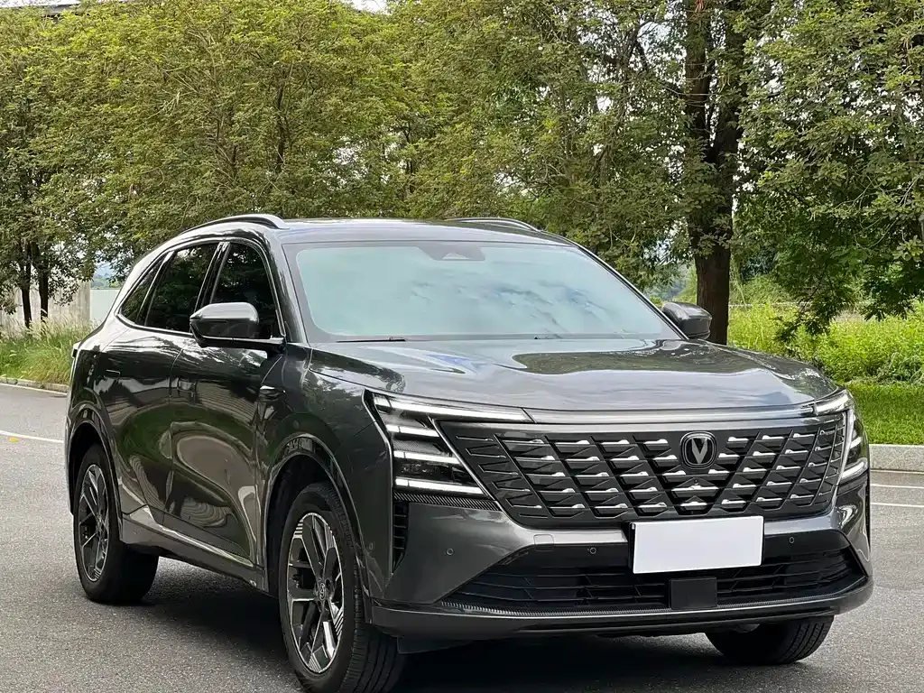 Changan CS75PLUS — фото 10