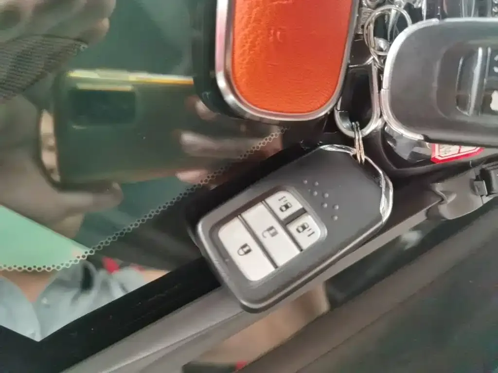 Honda Elysion 2024 из CN, фото 3