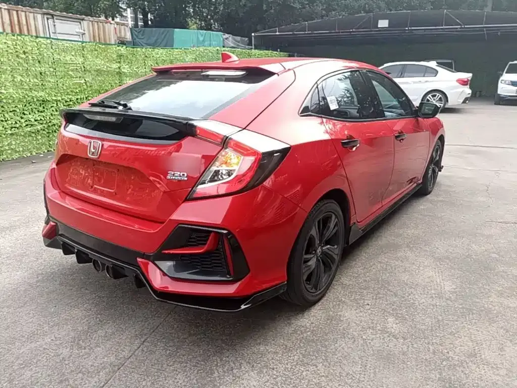 Honda Civic — фото 10
