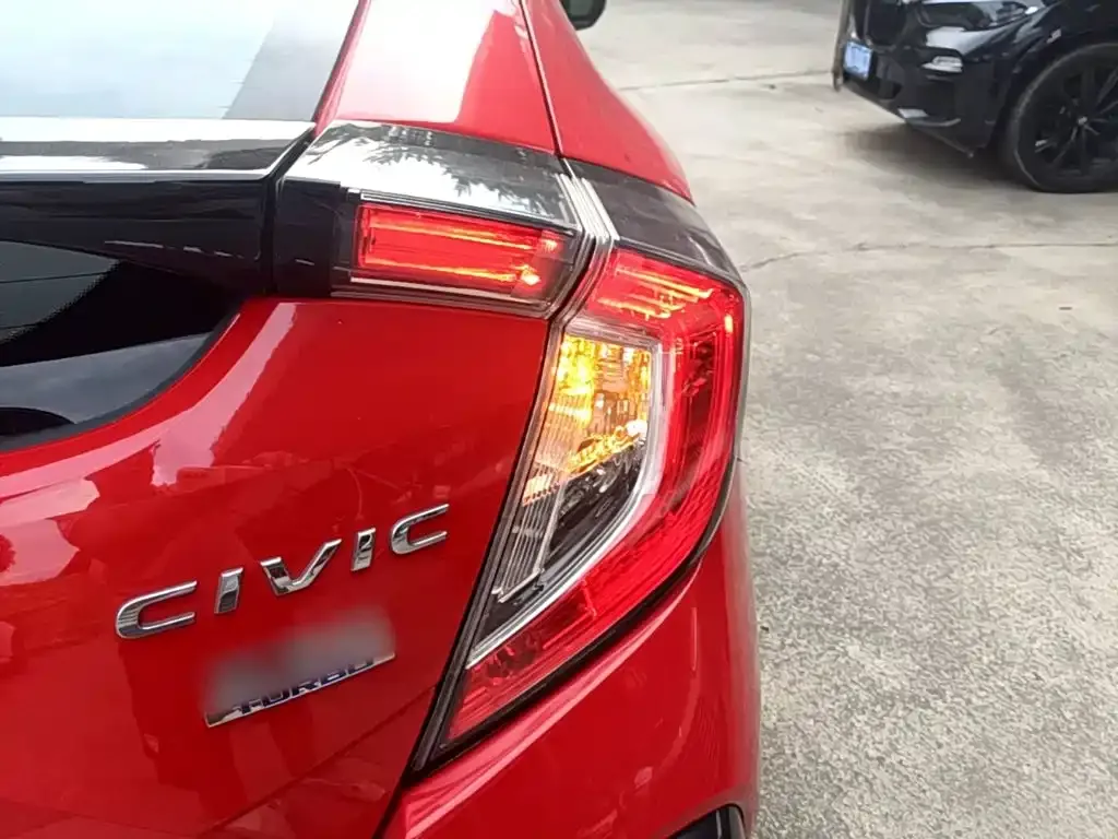 Honda Civic — фото 5