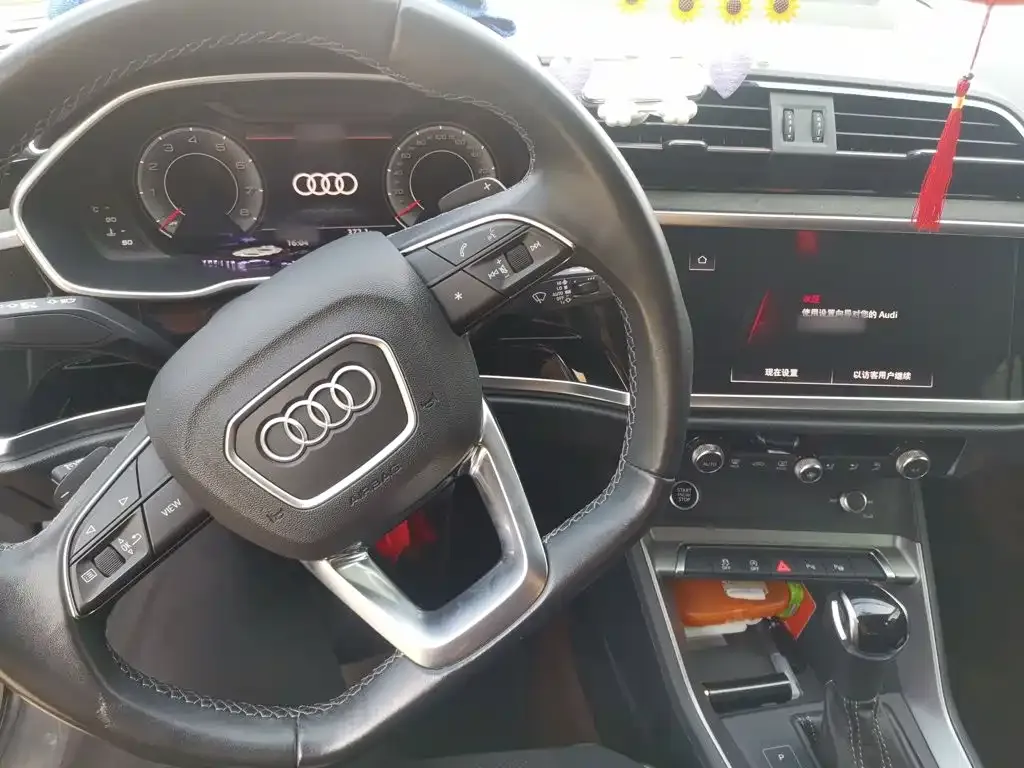 Audi Q3 — фото 9