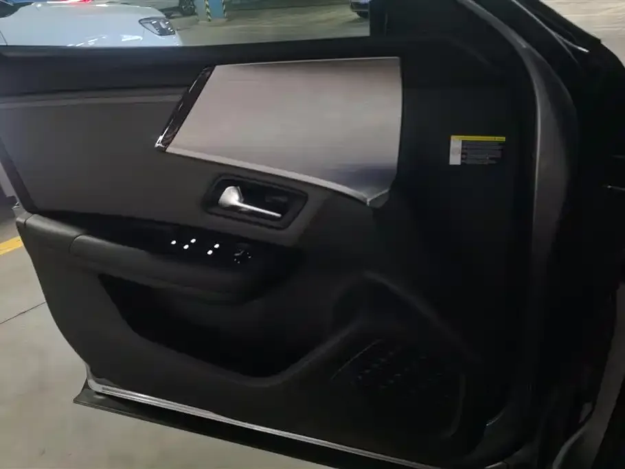 Citroen C5 X 2025 из CN, фото 3