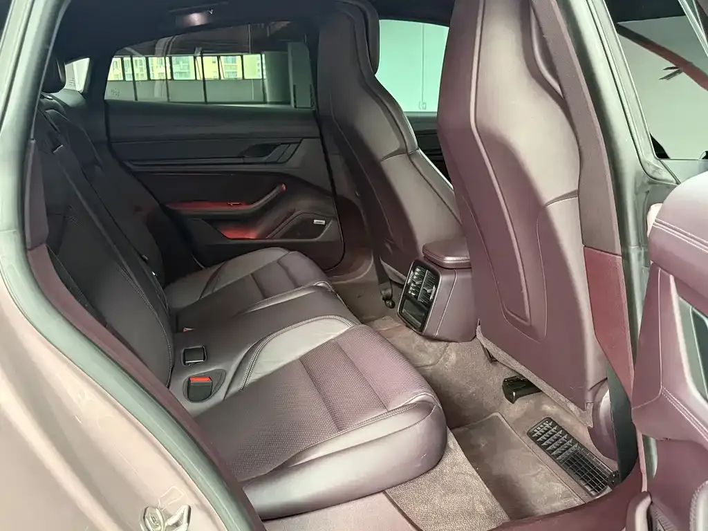 Porsche Taycan 2021 из CN, фото 5