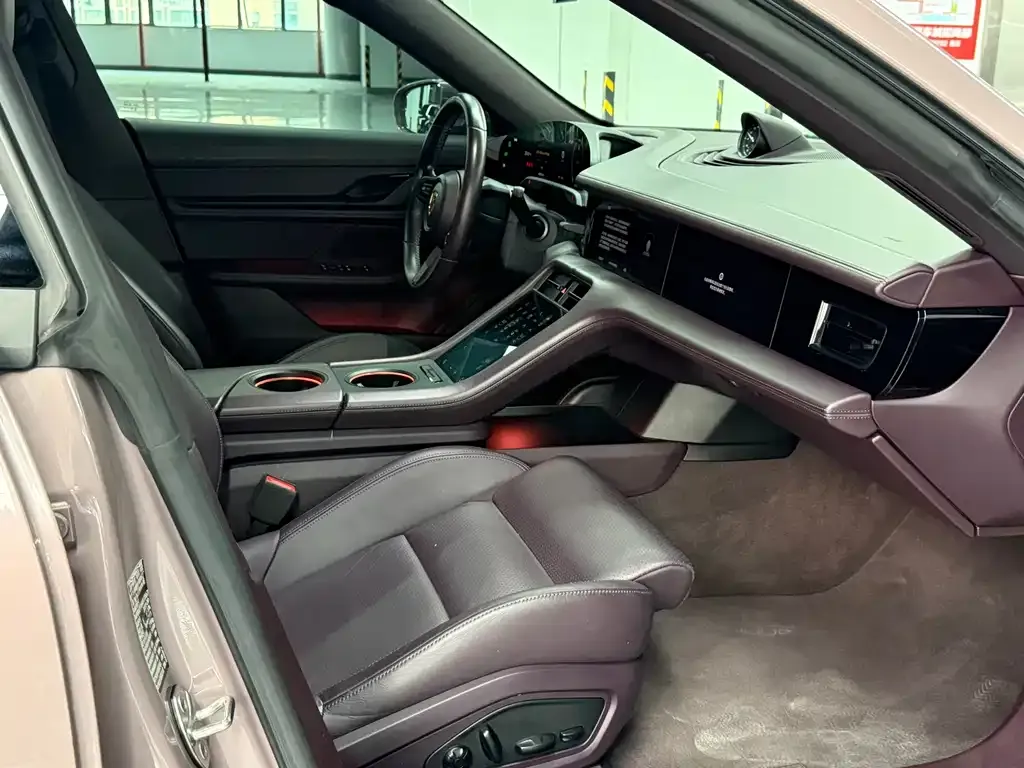 Porsche Taycan 2021 из CN, фото 6