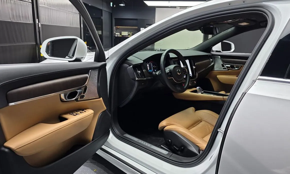 Volvo S90 2023 из KR, фото 10