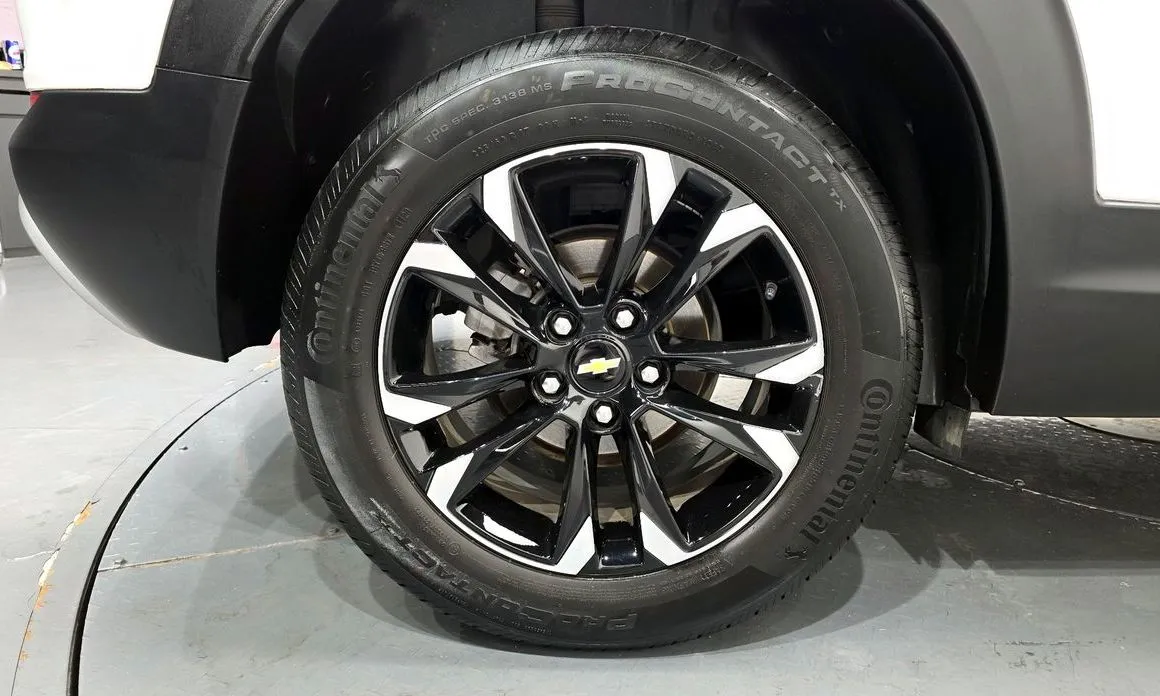 Chevrolet (GM Daewoo) Trailblazer 2021 из KR, фото 3